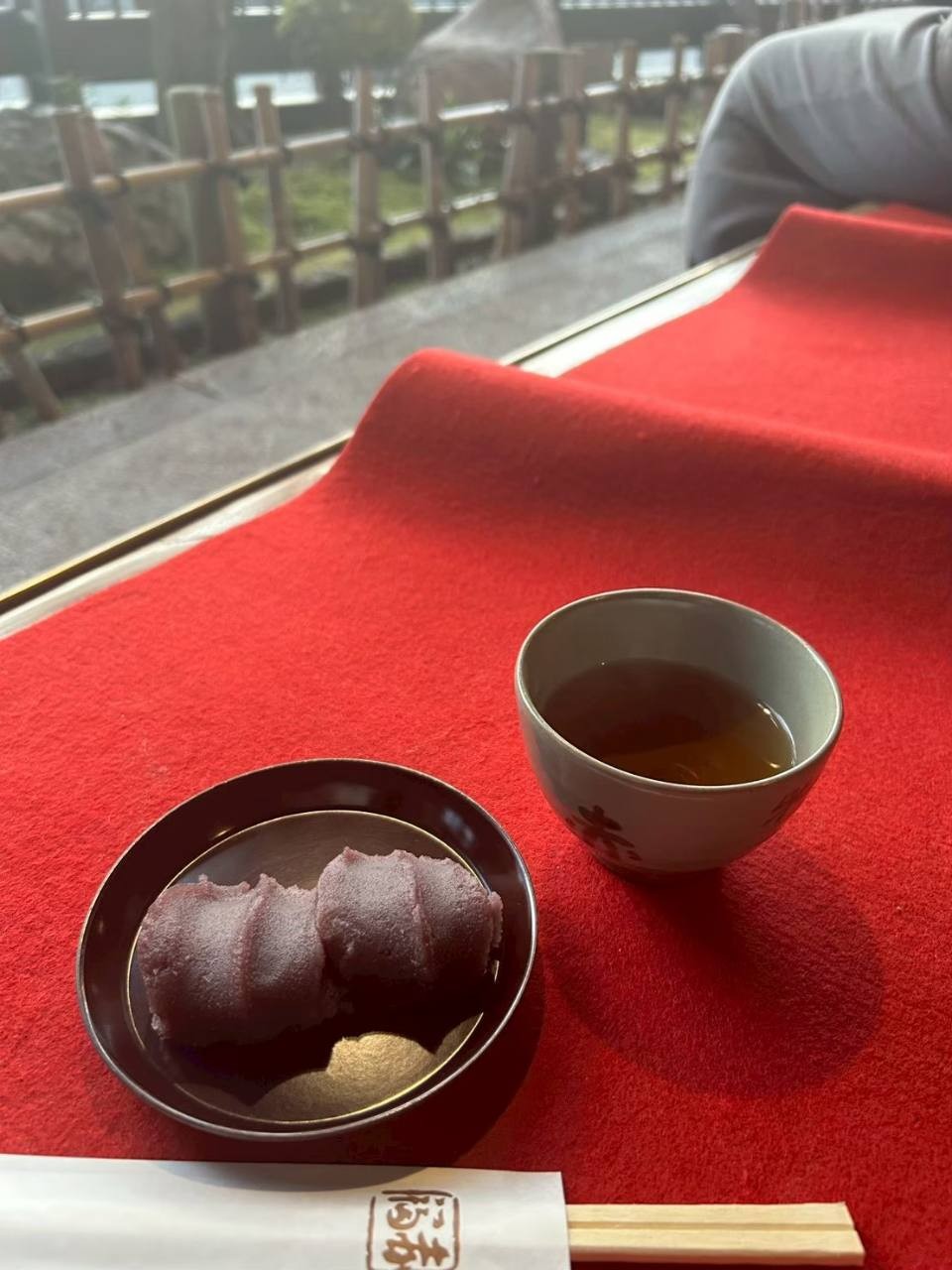 赤福餅とお茶